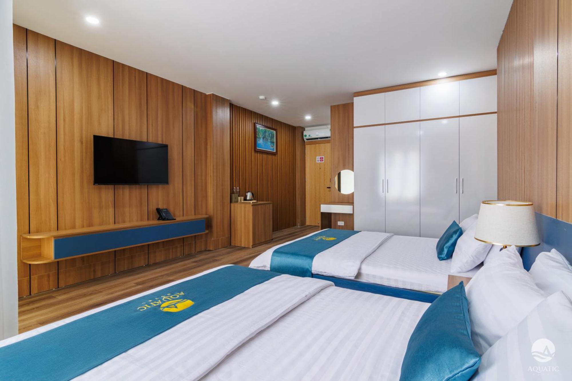 Aquatic Hotel Cat Ba Cat Ba Island Exterior foto
